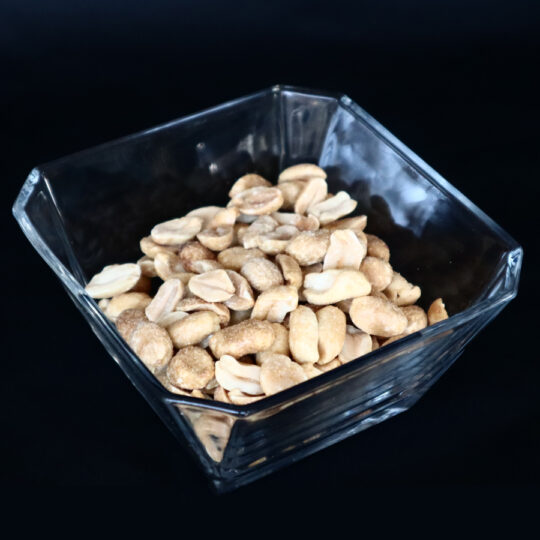 Erdnüsse 1 kg, geröstet und gesalzen -keine Rücknahme