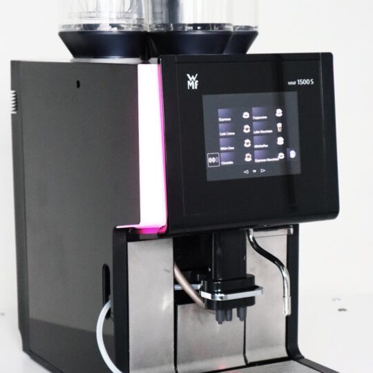 WMF presto! 1500 S mit Wassertank für ca.180 Tassen am Tag